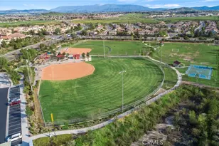 35831 Bobcat Way, Murrieta, CA 92563 - Photo 40