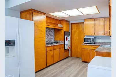 26141 Camas, Hemet, CA 92544 - Photo 6