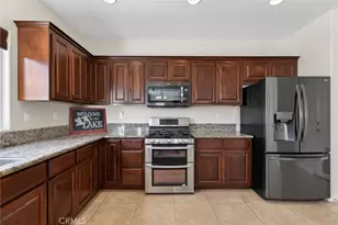 22270 Pinto Dr, Canyon Lake, CA 92587 - Photo 16