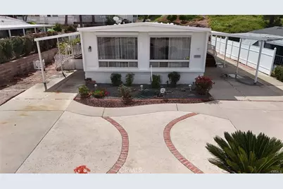 22895 Skylink Drive, Canyon Lake, CA 92587 - Photo 2