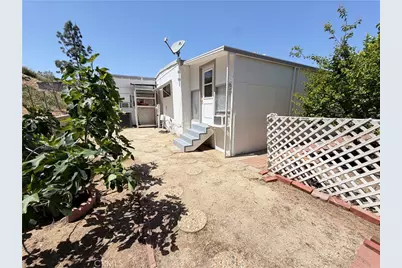 22895 Skylink Drive, Canyon Lake, CA 92587 - Photo 46