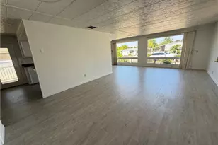 22895 Skylink Dr, Canyon Lake, CA 92587 - Photo 4