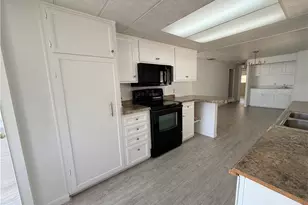 22895 Skylink Dr, Canyon Lake, CA 92587 - Photo 16