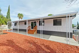 1097 N State, Hemet, CA 92543 - Photo 2