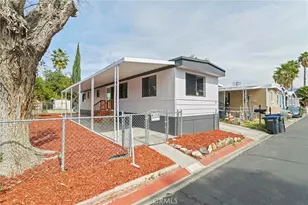 1097 N State, Hemet, CA 92543 - Photo 4