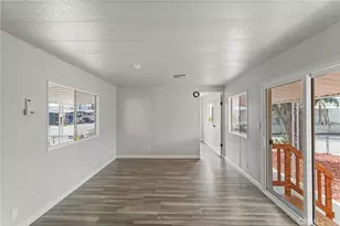 1097 N State, Hemet, CA 92543 - Photo 24