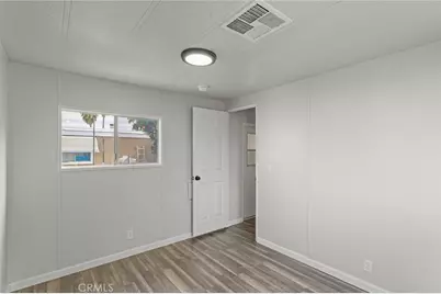 1097 N State #25, Hemet, CA 92543 - Photo 18