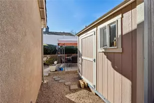 33589 Eugenia Ln, Murrieta, CA 92563 - Photo 32