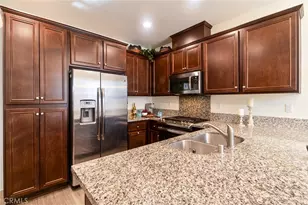 40434 Calle Real, Murrieta, CA 92563 - Photo 4