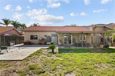 19250 Henshaw Court, Lake Elsinore, CA 92530 - Photo 42