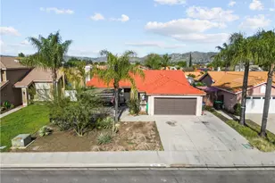 19250 Henshaw Ct, Lake Elsinore, CA 92530 - Photo 2
