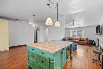 19250 Henshaw Court, Lake Elsinore, CA 92530 - Photo 24