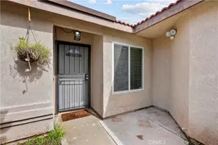 19250 Henshaw Ct, Lake Elsinore, CA 92530 - Photo 10