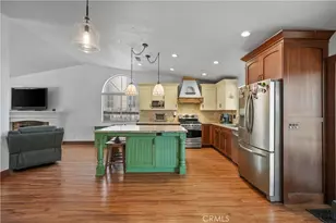 19250 Henshaw Ct, Lake Elsinore, CA 92530 - Photo 18