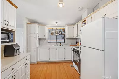 575 S Lyon #110, Hemet, CA 92543 - Photo 6