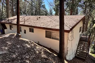 25286 N, Twin Peaks, CA 92391 - Photo 1