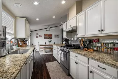 21825 Pitt Way, Wildomar, CA 92595 - Photo 12