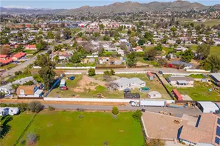 21825 Pitt Way, Wildomar, CA 92595 - Photo 34