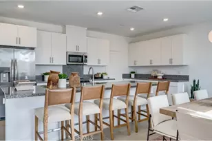 300 Grand Sky Ln, Perris, CA 92570 - Photo 2