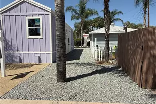 501 S Mistletoe, San Jacinto, CA 92582 - Photo 2