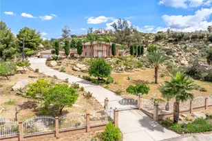 28368 Rawlings Rd, Hemet, CA 92544 - Photo 2