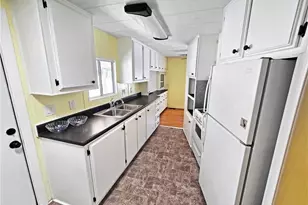 27701 Murrieta Rd, Menifee, CA 92586 - Photo 16