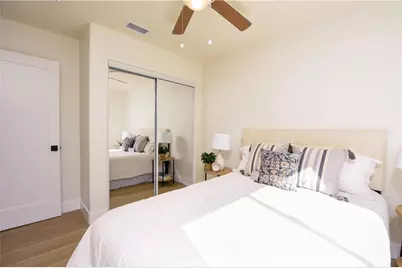 24041 Zancon, Mission Viejo, CA 92692 - Photo 18