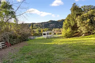 41275 Hacienda Dr, Murrieta, CA 92562 - Photo 48