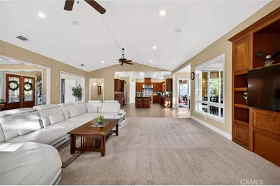 41275 Hacienda Drive, Murrieta, CA 92562 - Photo 16