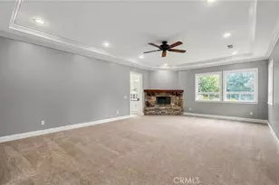 41275 Hacienda Dr, Murrieta, CA 92562 - Photo 10