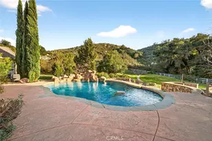 41275 Hacienda Dr, Murrieta, CA 92562 - Photo 54