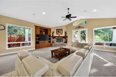 41275 Hacienda Drive, Murrieta, CA 92562 - Photo 14