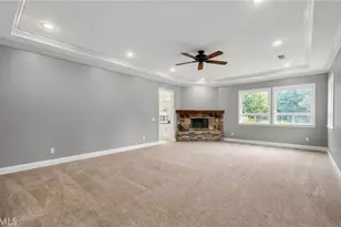 41275 Hacienda Dr, Murrieta, CA 92562 - Photo 32