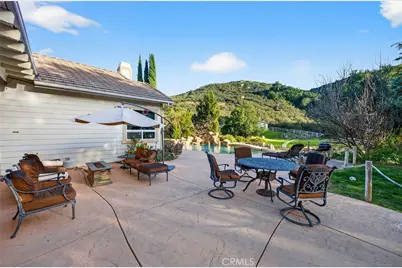41275 Hacienda Drive, Murrieta, CA 92562 - Photo 48