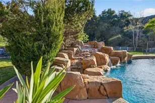 41275 Hacienda Dr, Murrieta, CA 92562 - Photo 56