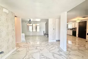 135 S Broadway St, Ridgecrest, CA 93555 - Photo 2