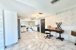 135 S Broadway St, Ridgecrest, CA 93555 - Photo 6