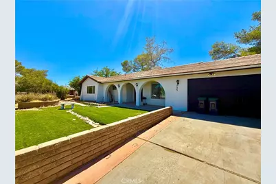 135 S Broadway Street, Ridgecrest, CA 93555 - Photo 1