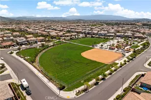 34712 Swan Valley Ct, Murrieta, CA 92563 - Photo 48