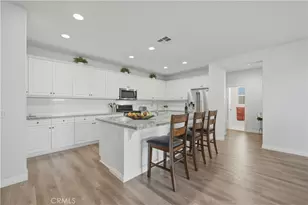 34712 Swan Valley Ct, Murrieta, CA 92563 - Photo 16