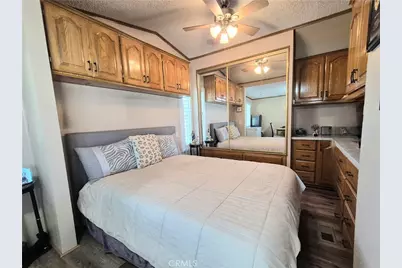 1295 S Cawston #102, Hemet, CA 92545 - Photo 6