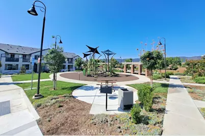 41987 Isadora #1402, Murrieta, CA 92562 - Photo 4