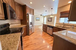 2750 Maple Dr, Hemet, CA 92545 - Photo 6