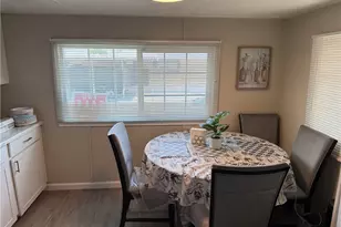 260 N Lyon, Hemet, CA 92543 - Photo 4