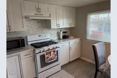 260 N Lyon #38, Hemet, CA 92543 - Photo 6