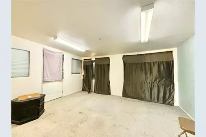 13621 Cedar Street, Trona, CA 93562 - Photo 10