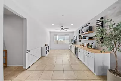 37521 Coffeeberry Court, Murrieta, CA 92563 - Photo 4