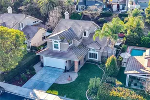 39545 Via Dominique, Murrieta, CA 92563 - Photo 2