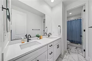 32017 Radiant Dr, Temecula, CA 92591 - Photo 44