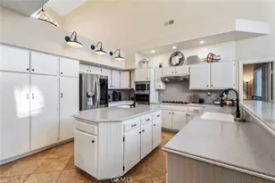 39550 Calle De Companero, Murrieta, CA 92562 - Photo 22